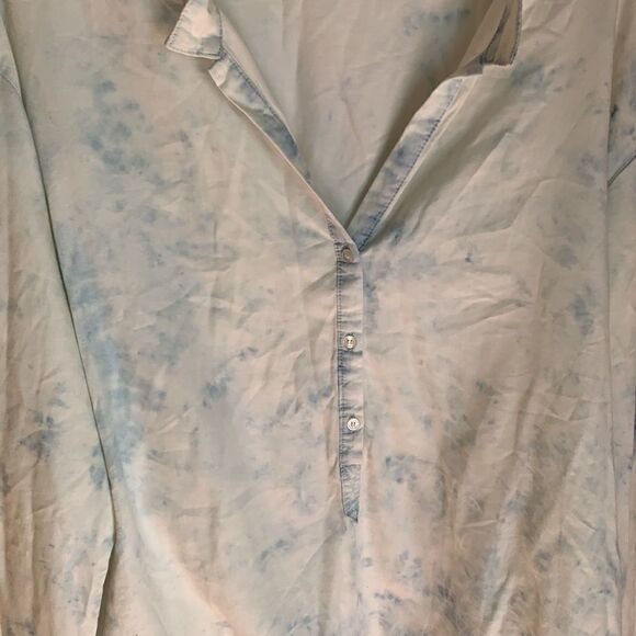 Bandolino acid wash button down jean top - Picture 4 of 6